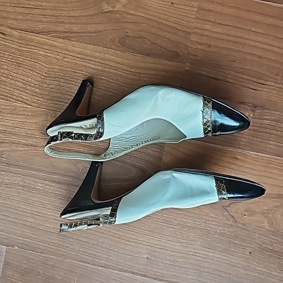 Salvatore Ferragamo Vintage Snakeskin trimmed short heel shoe Size 9 B - Picture 4 of 10